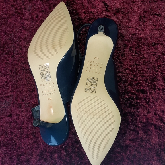 White House Black Market Navy Blue Heels - Picture 9 of 16